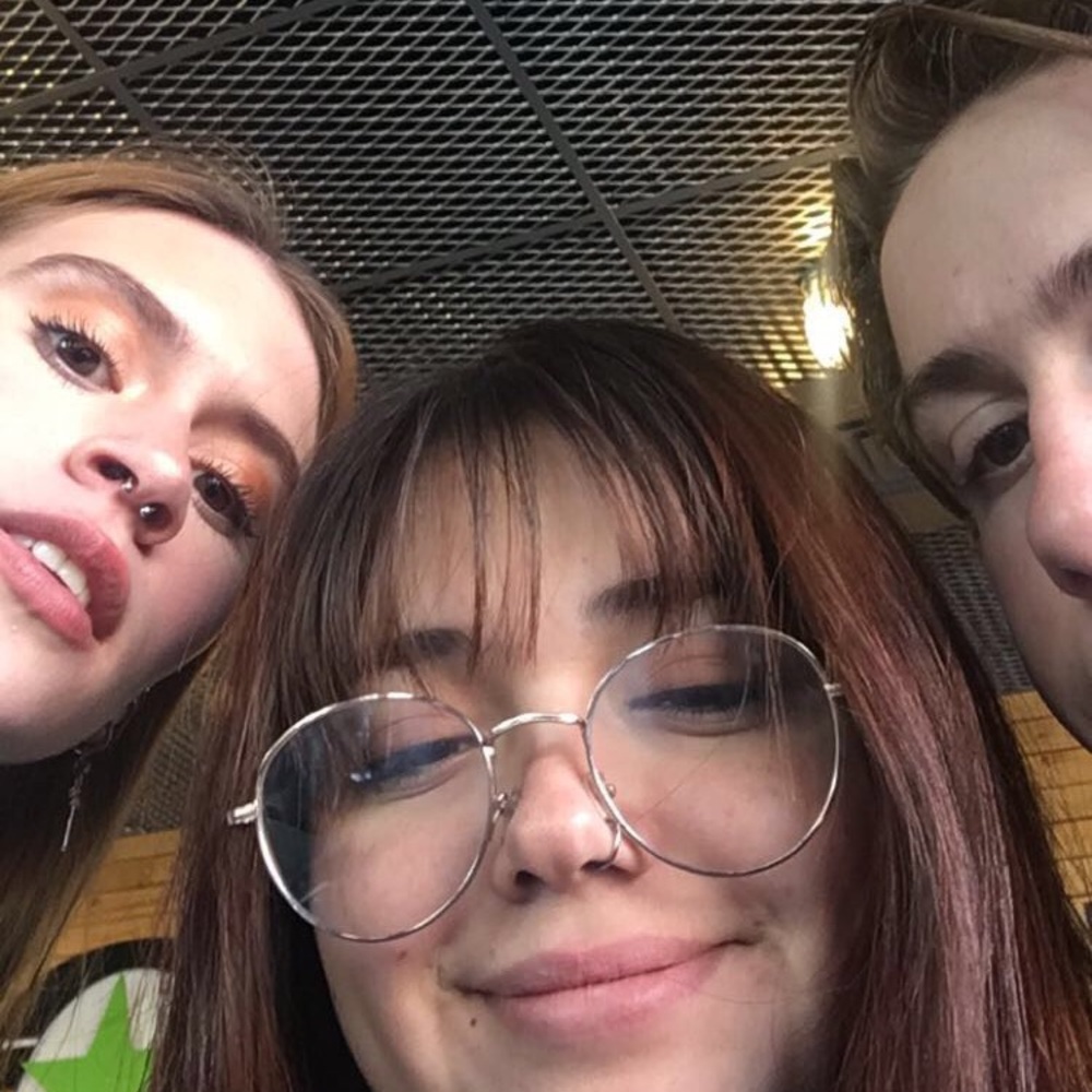 Meet your Posher, Felicity